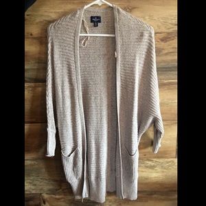 AE Cardigan